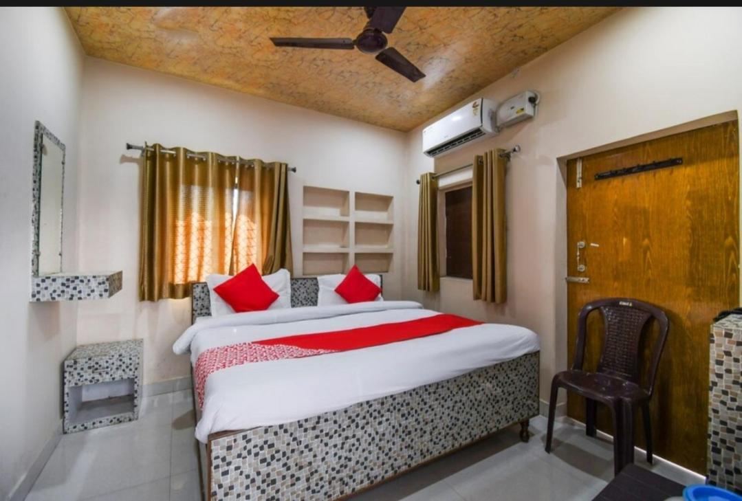 Hotel R D Palace Varanasi Exterior photo