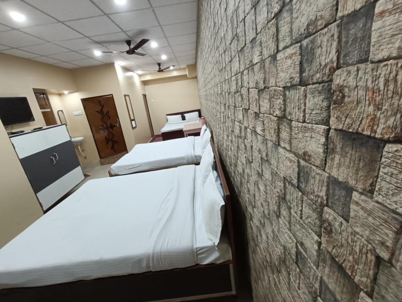 Hotel R D Palace Varanasi Exterior photo