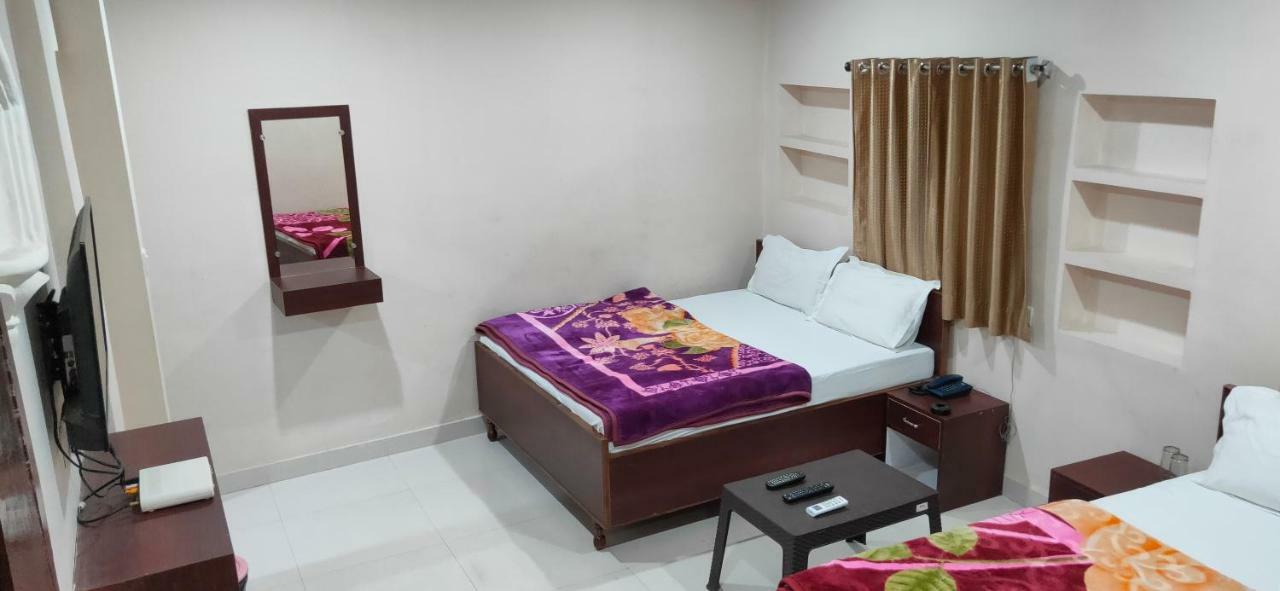Hotel R D Palace Varanasi Exterior photo